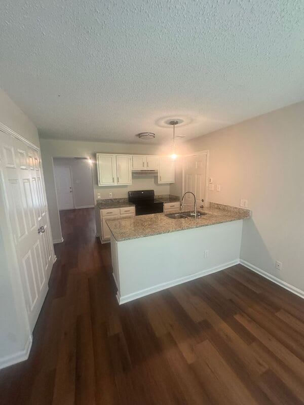 4567 Addington Dr – photo 2