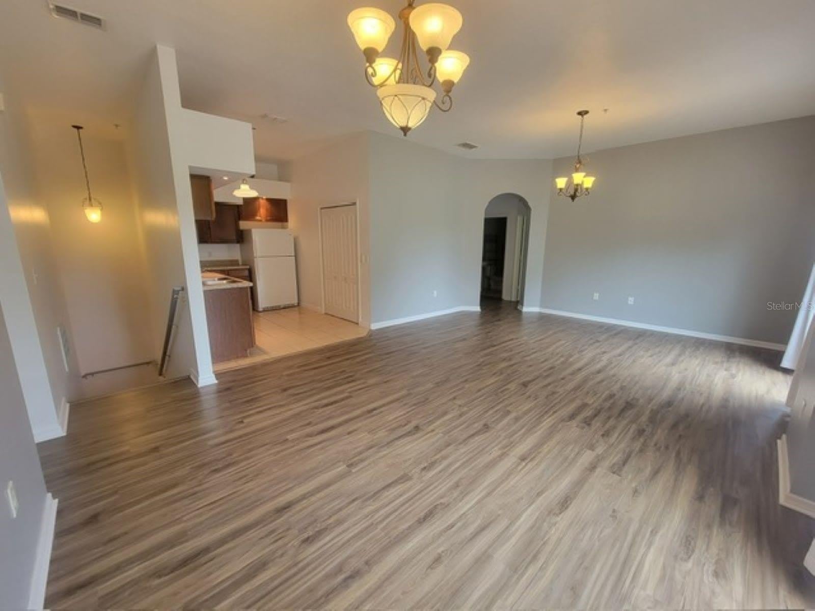 1432 Broken Oak Drive – photo 3