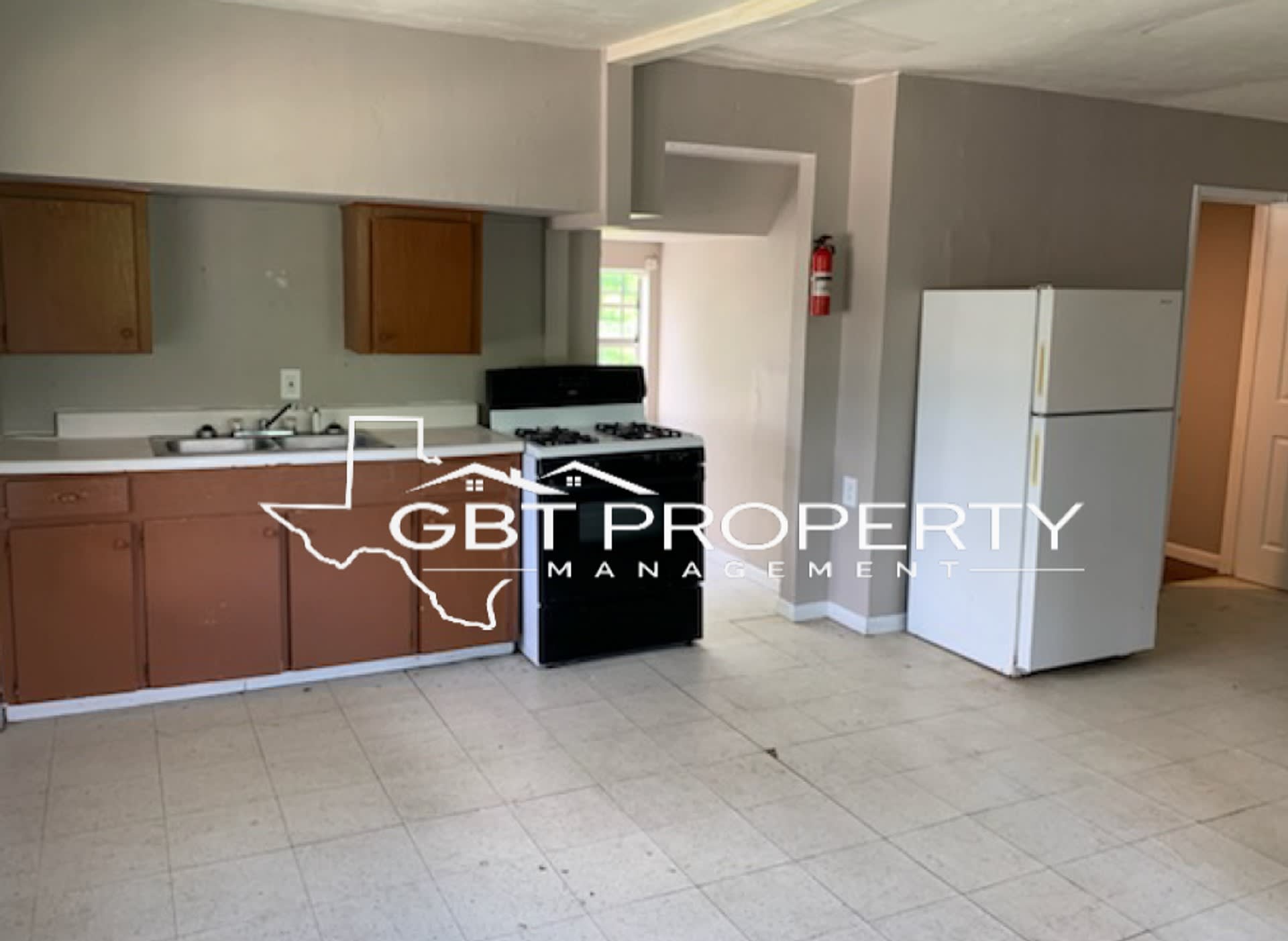 SYPGLTXA- 516 Ave B – photo 3
