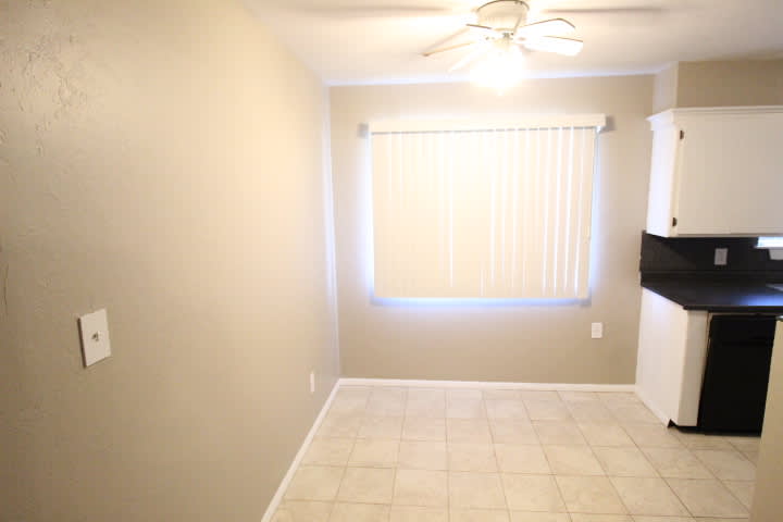 704 Nw 1st St – photo 4