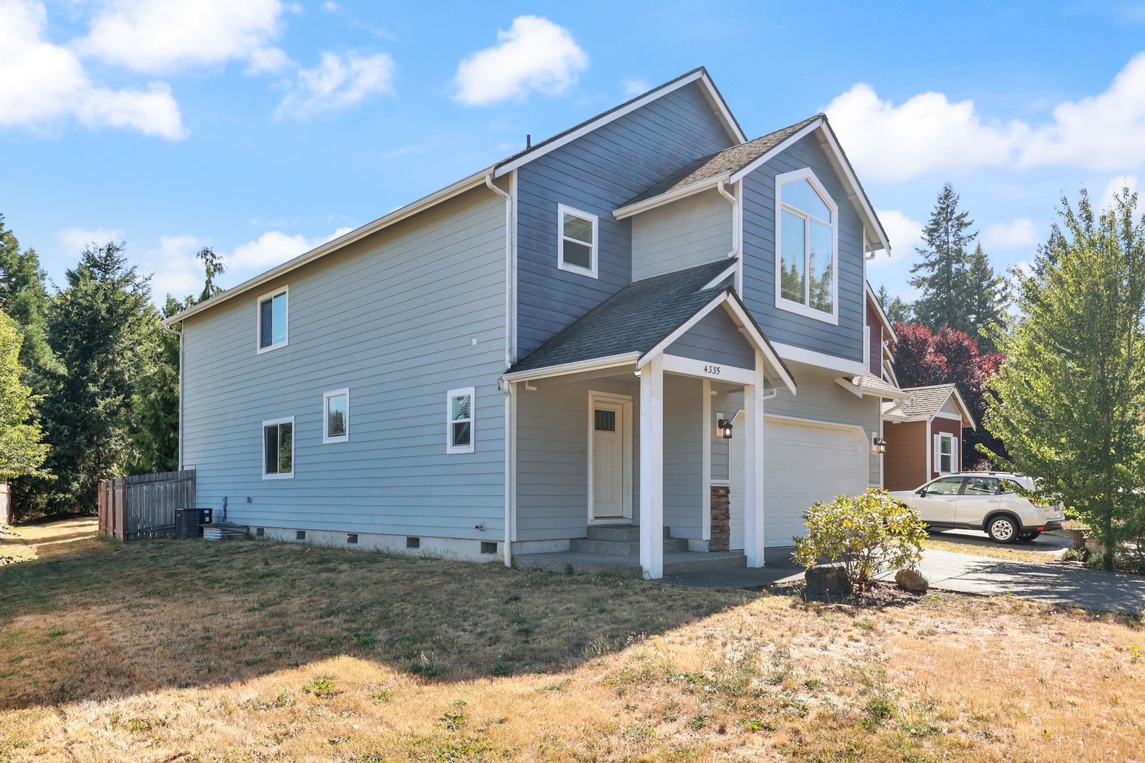 Move In Ready Heat Pump With A C 4 Bdrm Home With Den And Large Loft Fenced Back Yard On Cul De Sac – photo 2