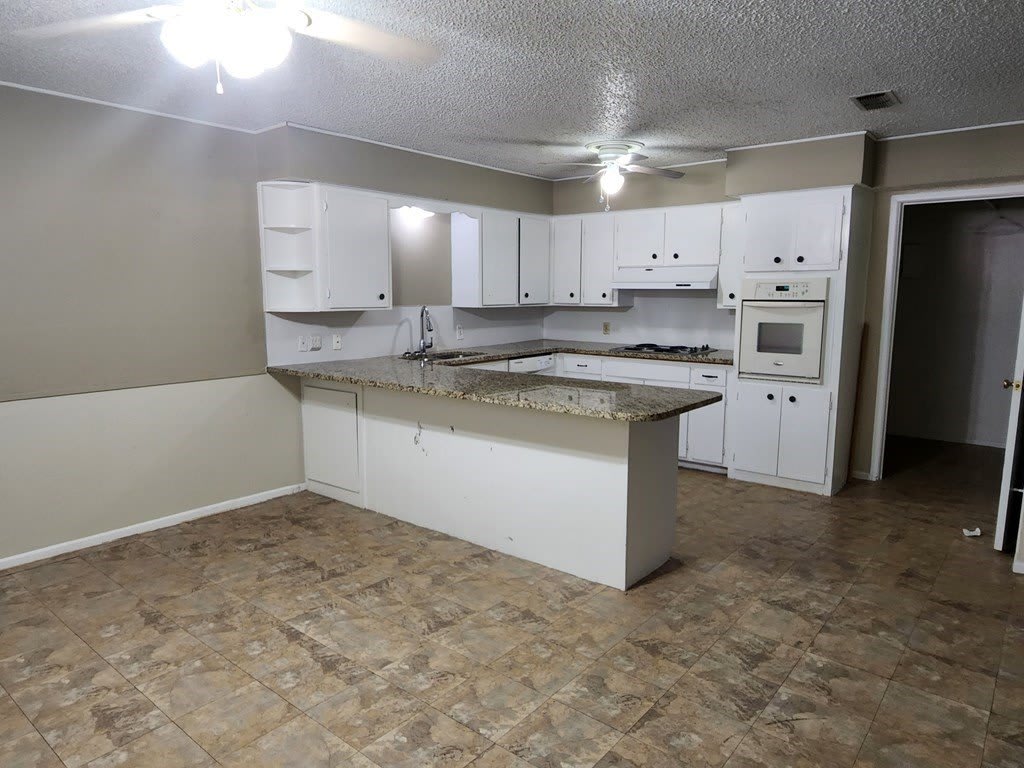 2517 W Wadley Ave – photo 4
