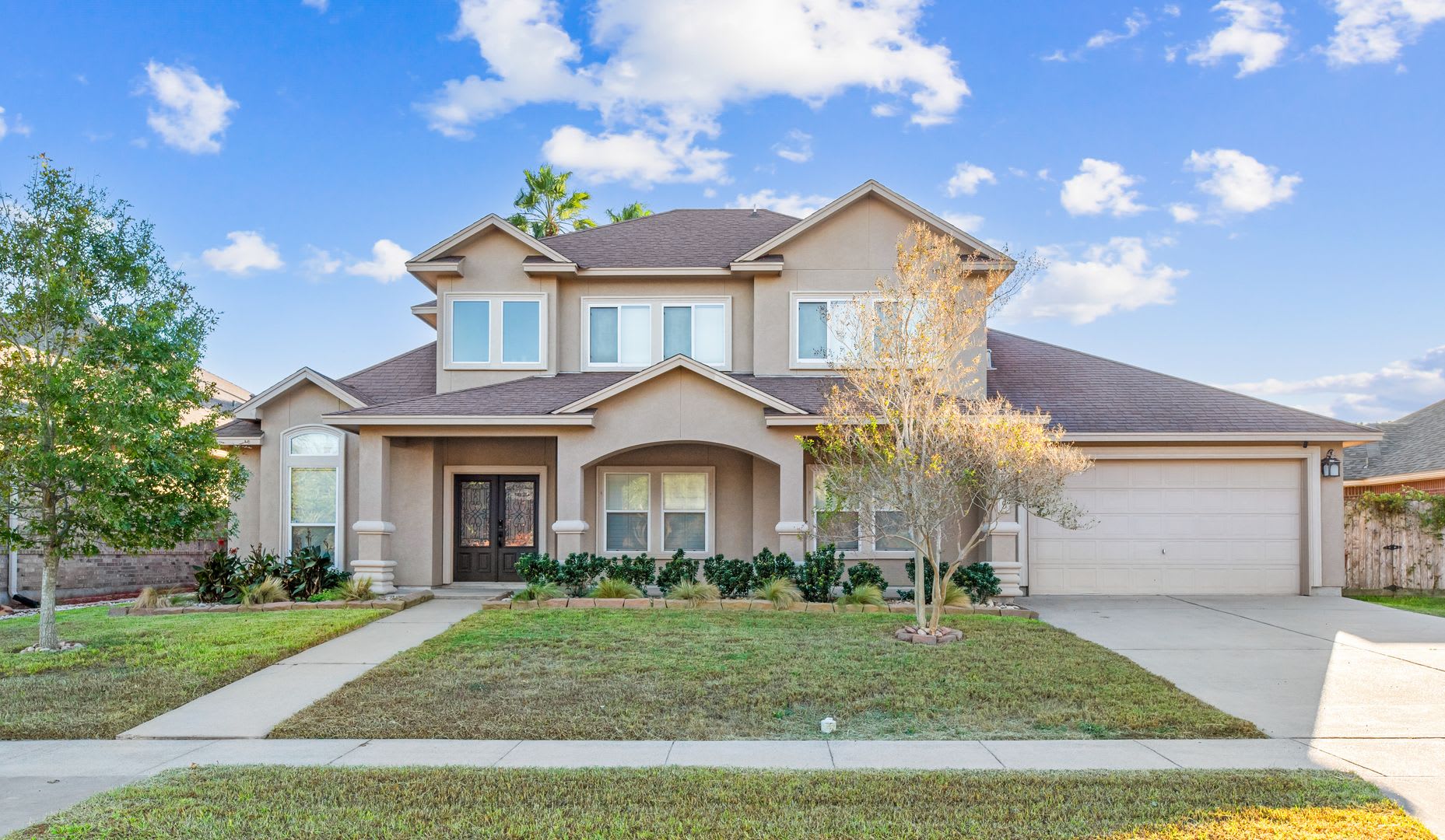 Welcome to your new home on Corpus Christi’s desirable South Side! – photo 1