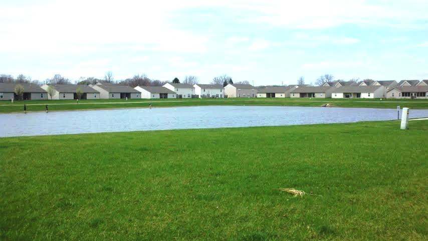 Spacious 3-Bedroom, 2-Bathroom Duplex with 2-Car Garage! – photo 2