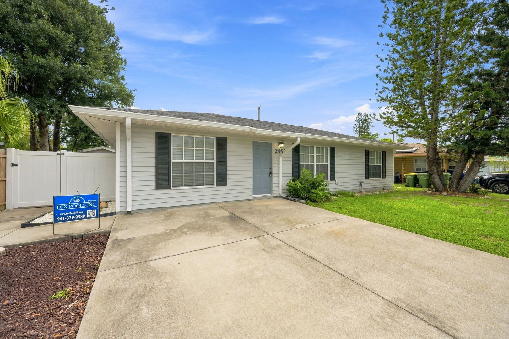 3-Bed/2-Bath Sarasota Gem: Private Pool & Central Location!! – photo 2