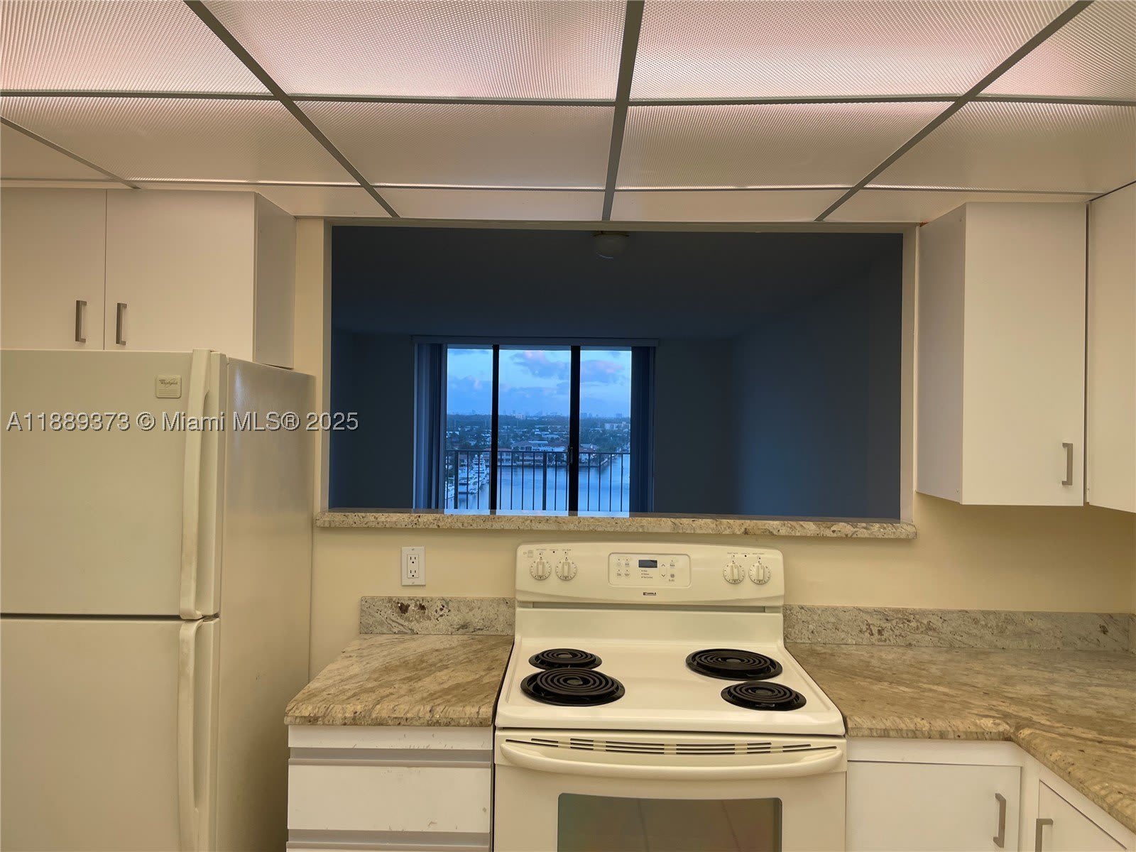 18151 NE 31st Ct – photo 4