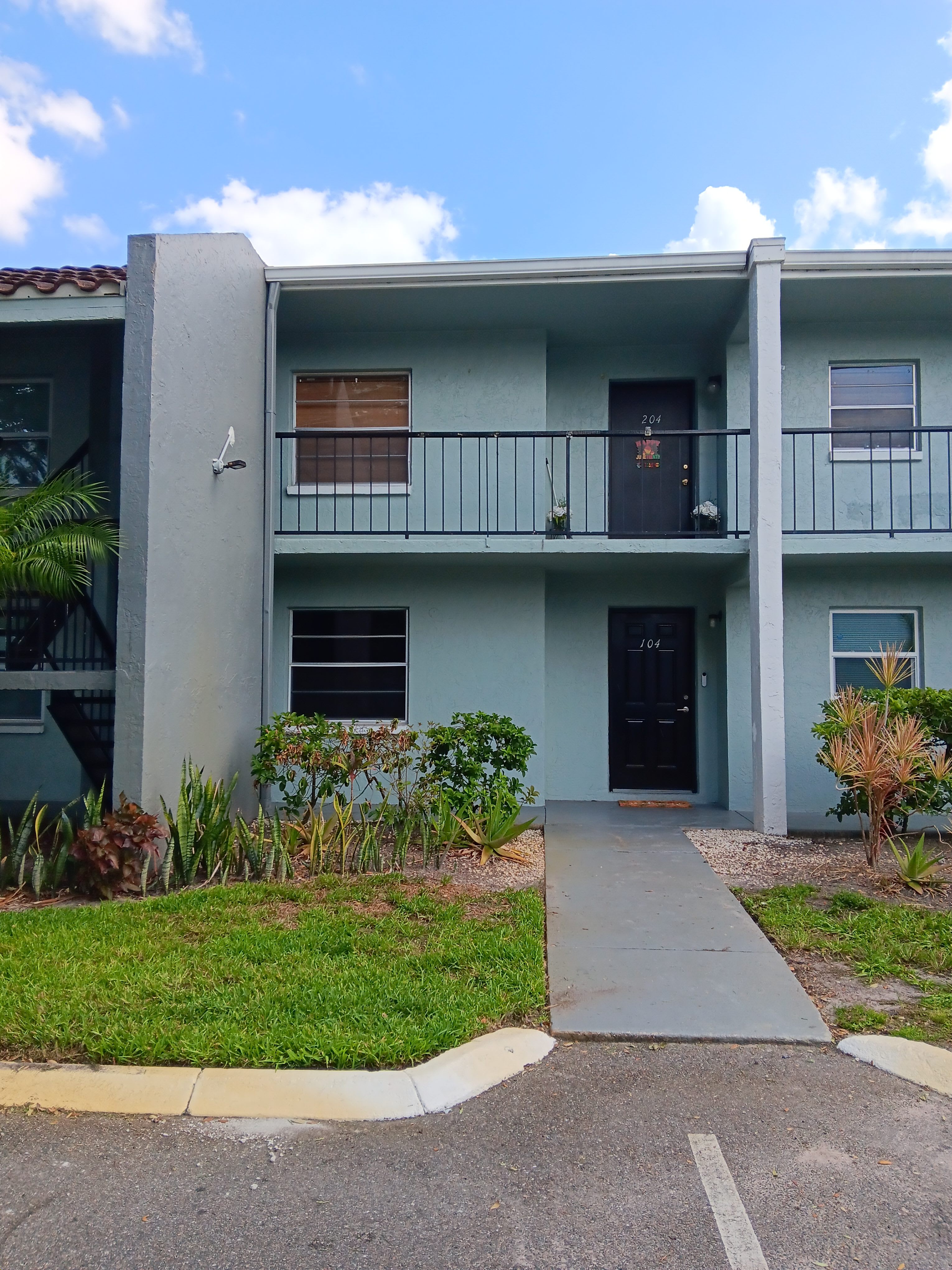 2835 Somerset Park Drive – photo 2