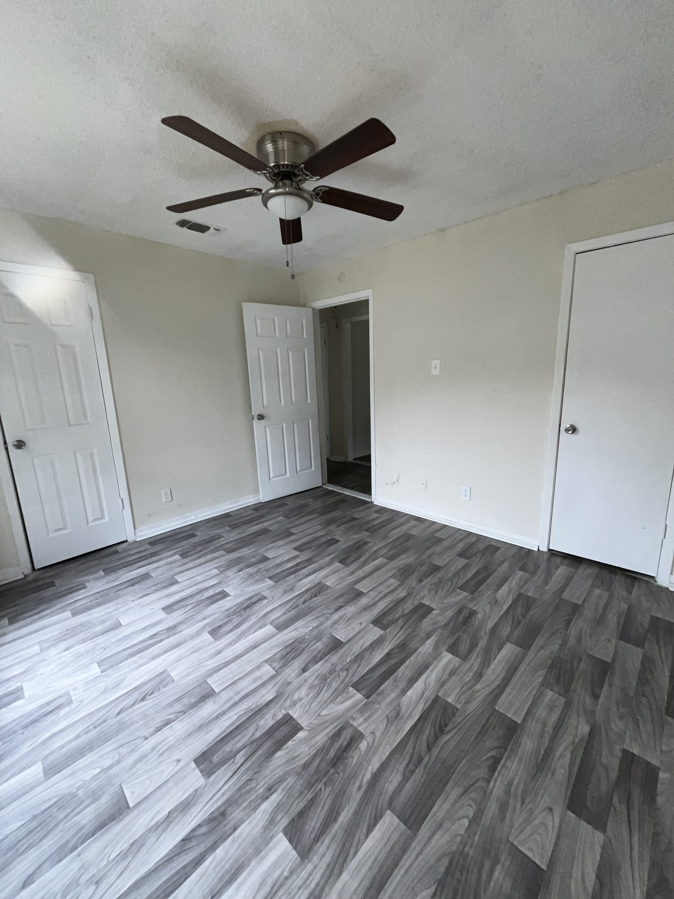 1708 Duncan Avenue – photo 5