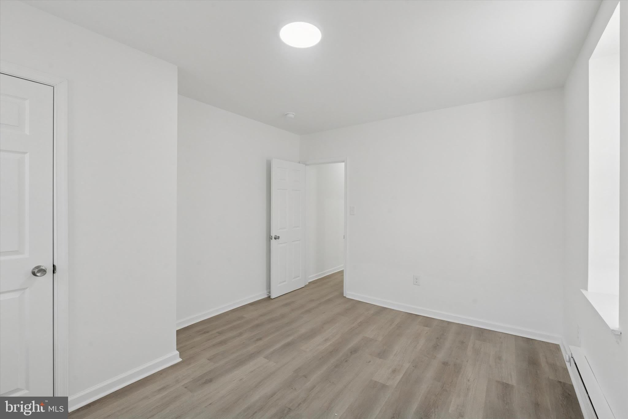 3827 Cambridge Street – photo 3