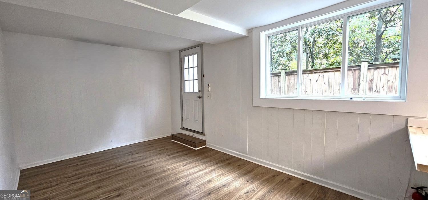 1067 Lanier Boulevard Ne – photo 2