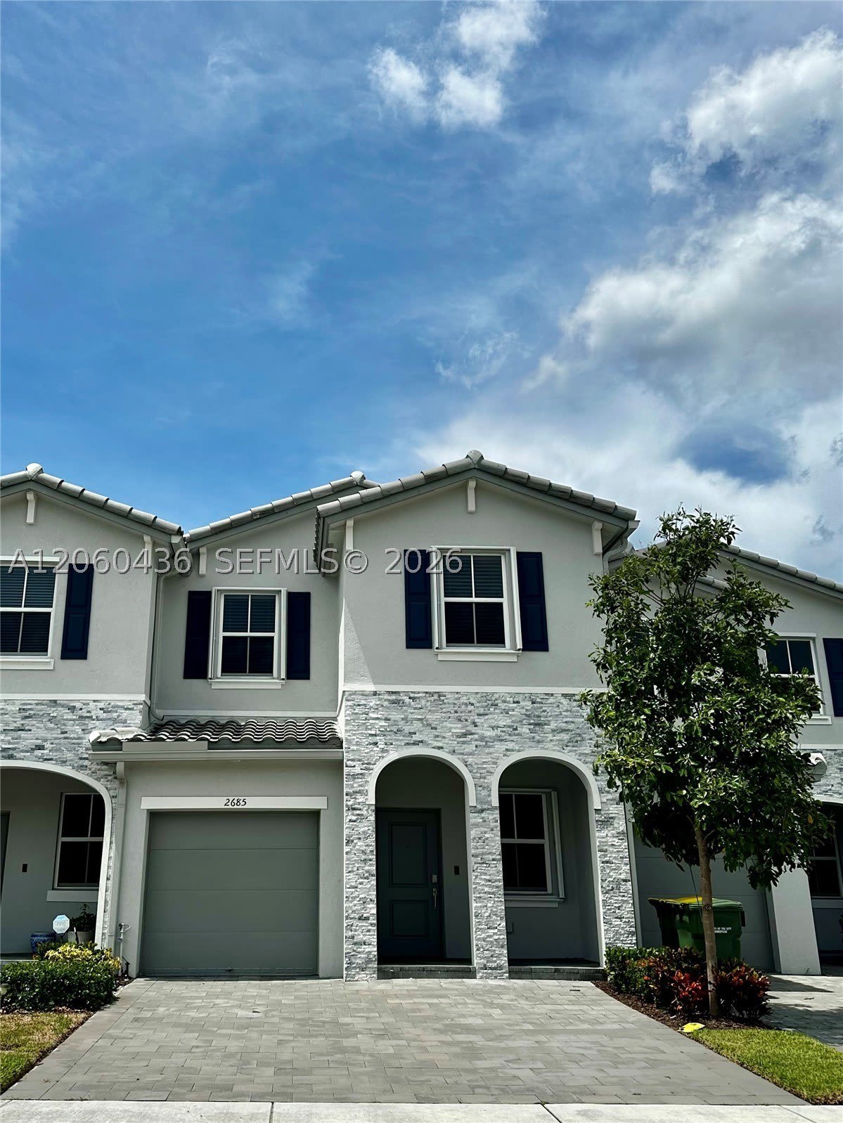 2685 SE 13th Ct – photo 1