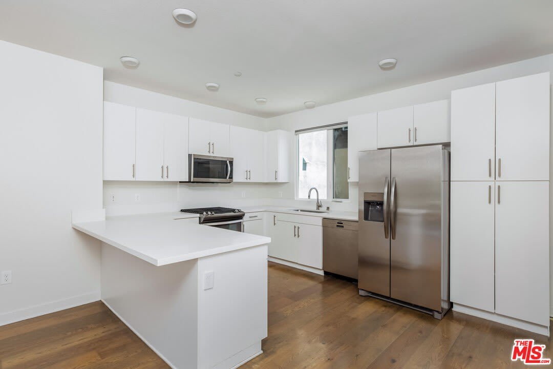 2581 Arvia St – photo 5