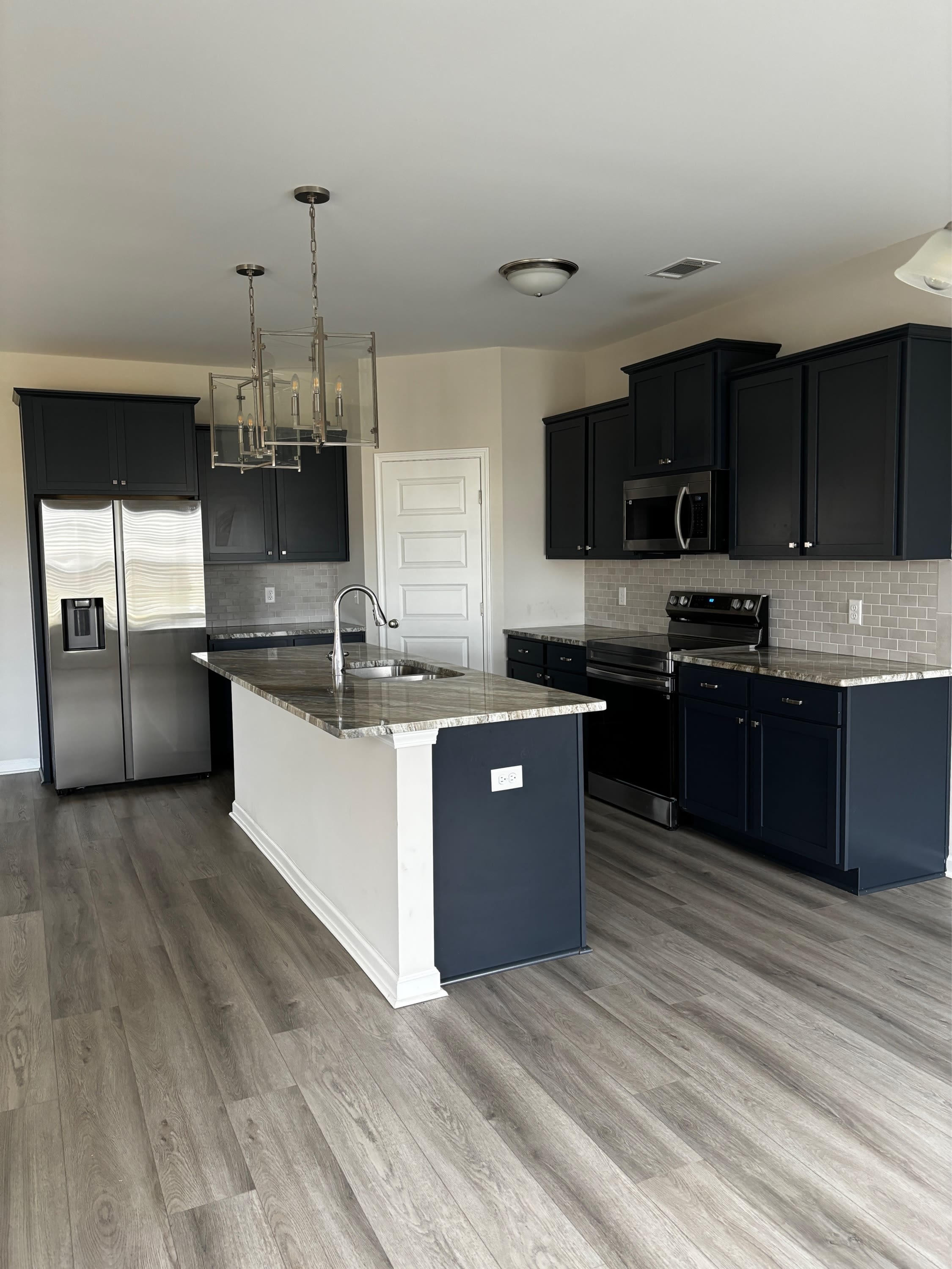 289 Deerfield Drive Northeast – photo 5