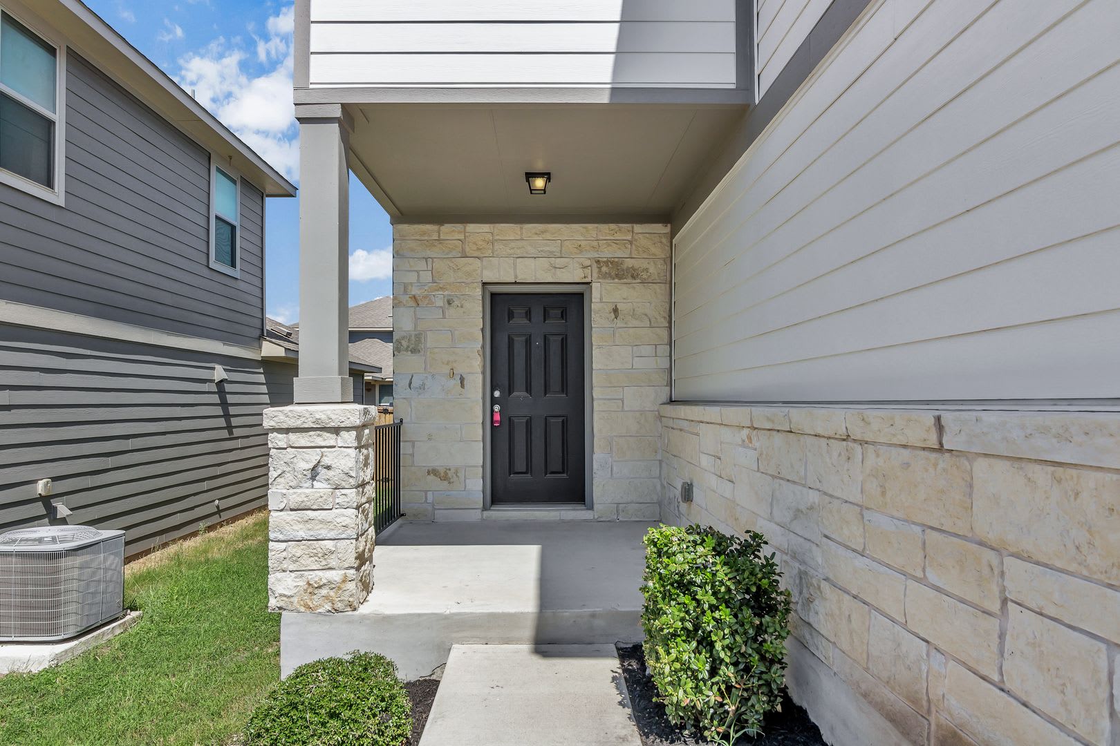 4 Bedroom Home Ready In August – photo 3