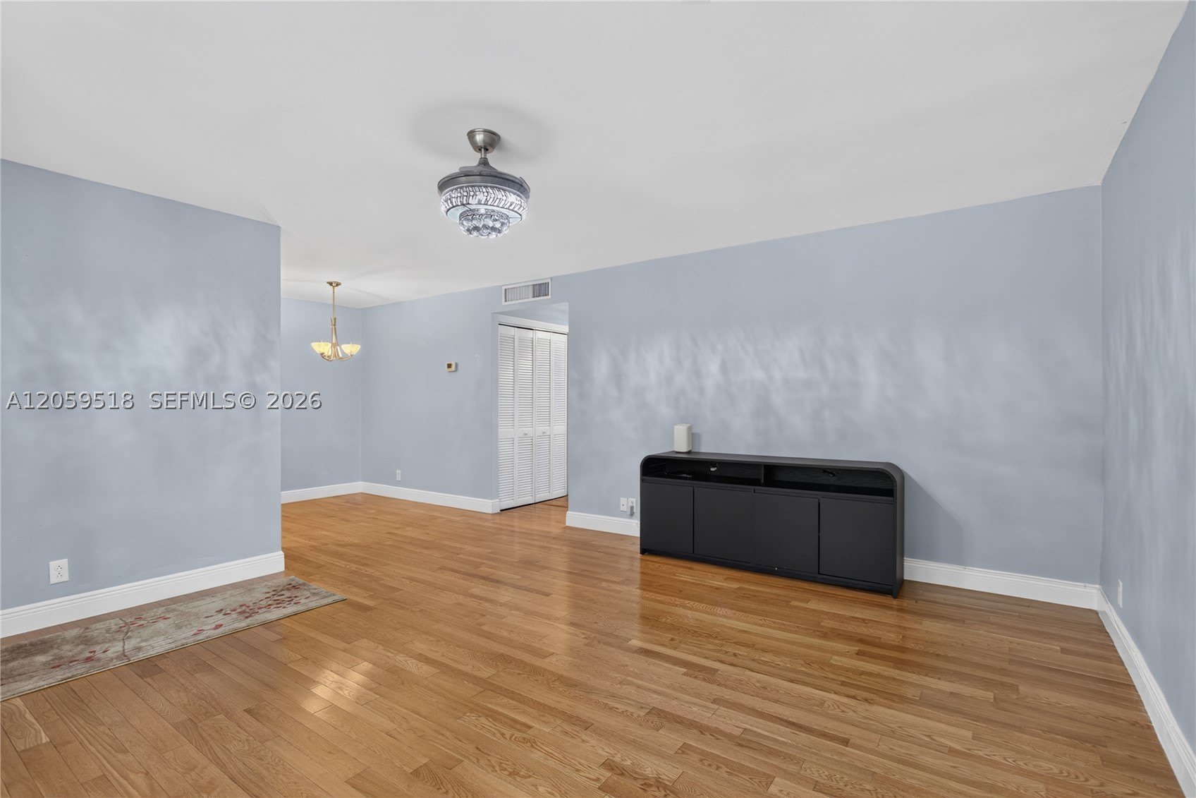 2870 NE 14th St Cswy – photo 3