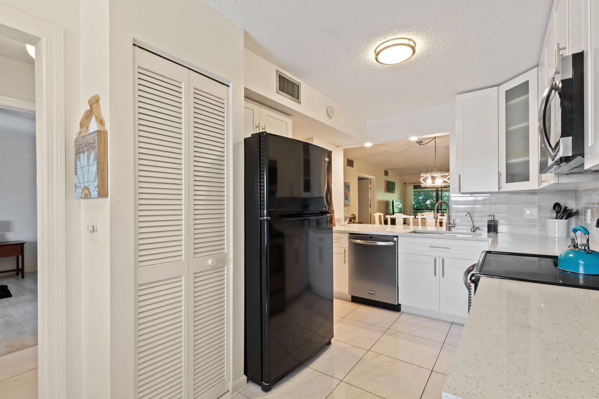 5380 Cedar Lake Drive – photo 4