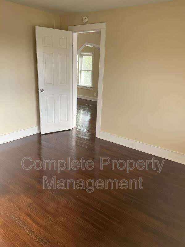 2324 Treadwell Road – photo 4