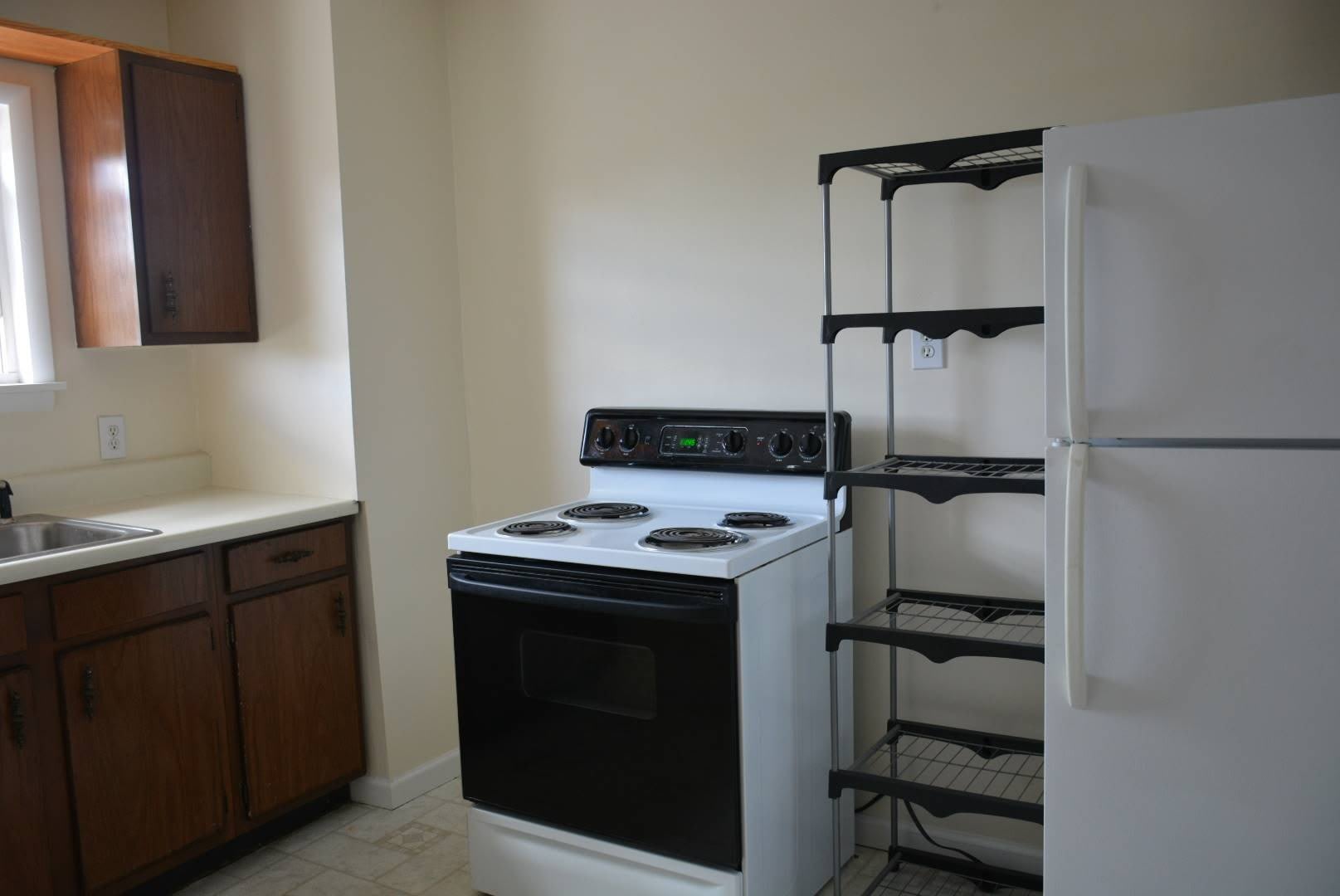 2 Western Avenue – photo 1