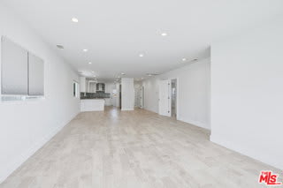 869 Warren Avenue – photo 4