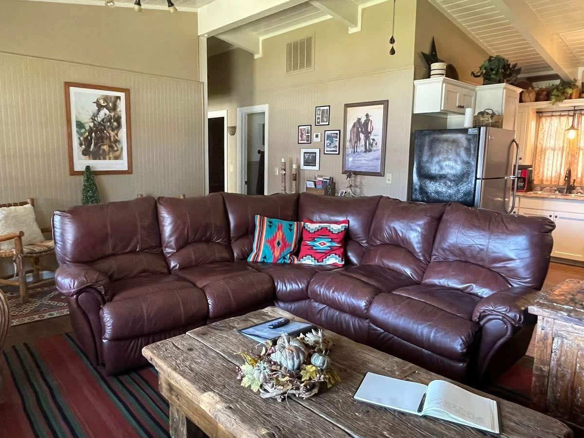 1114 West 17th Street – photo 2