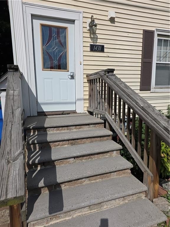1431 Smithfield Avenue – photo 2