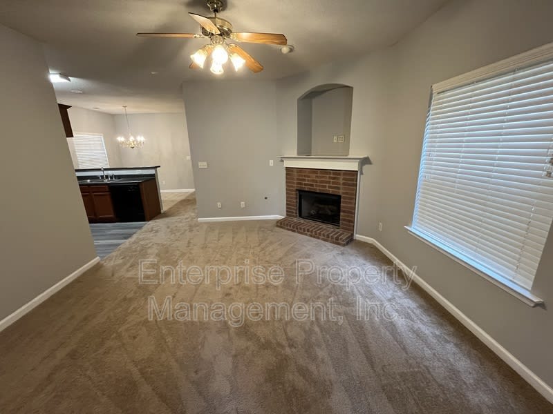10178 Sterling Ridge Dr – photo 5