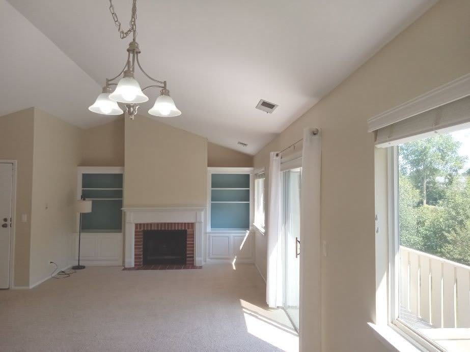 1027 Auburn Lane – photo 2