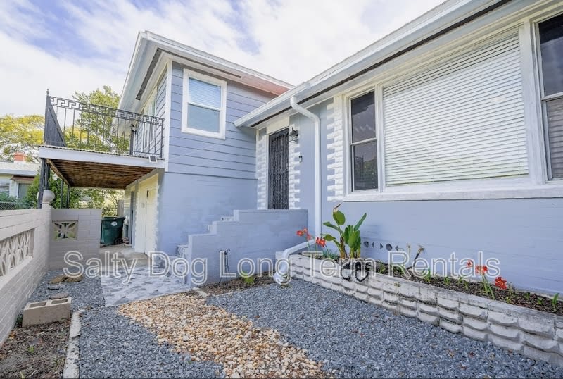 1208 N Halifax Ave – photo 3