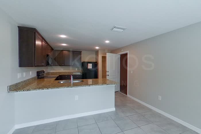 8473 Indian Laurel Lane – photo 5