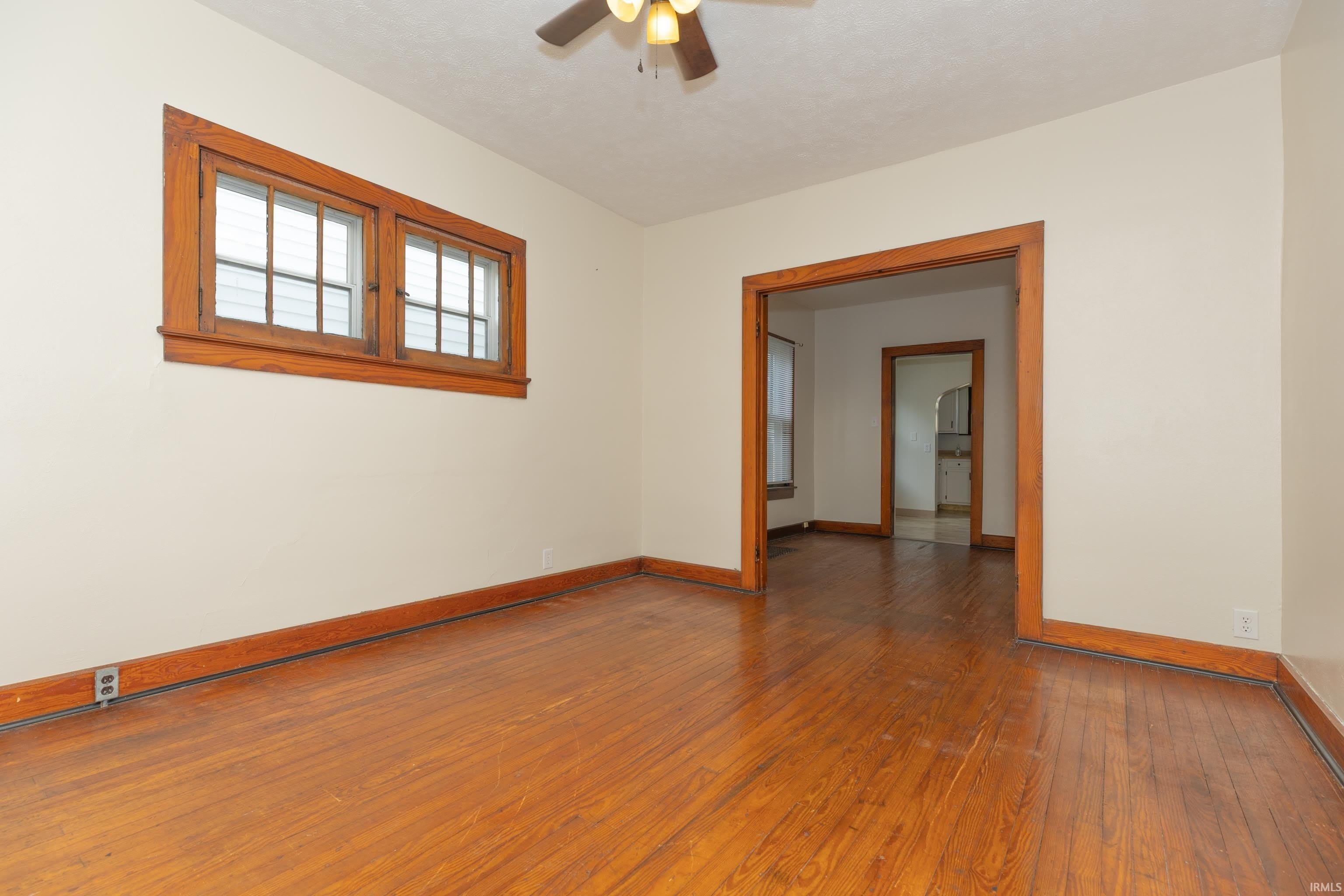 1910 N Weinbach Avenue – photo 2