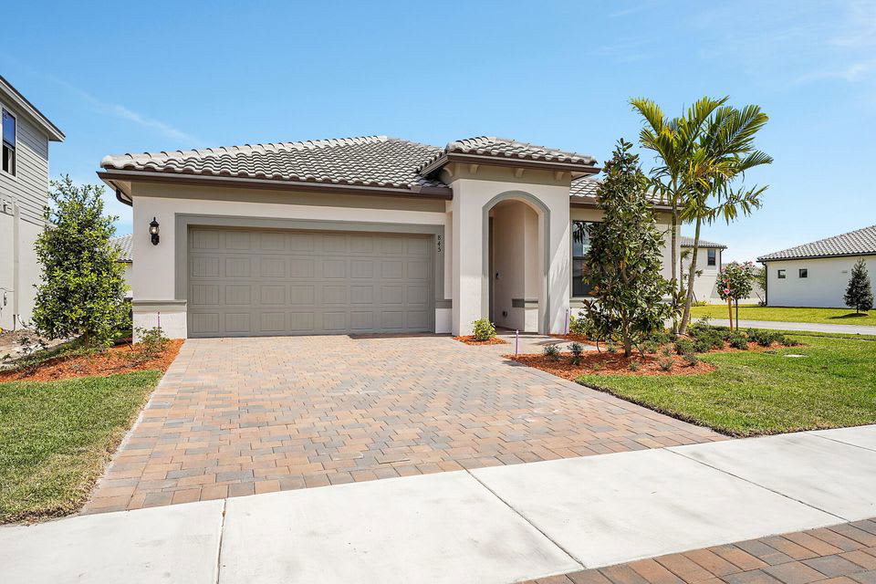 845 Southeast Courances Drive – photo 1