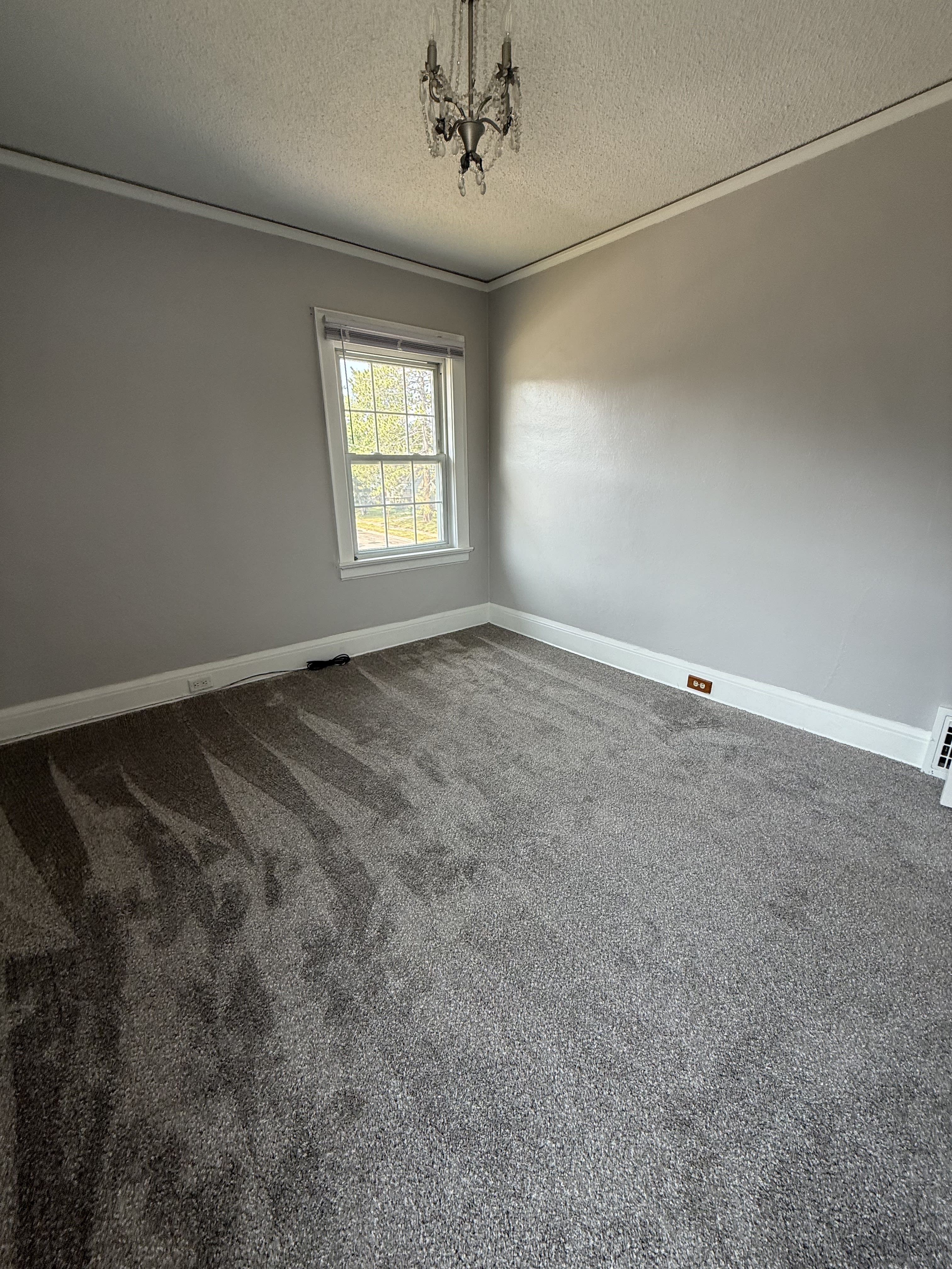 1914 Lawn St – photo 1
