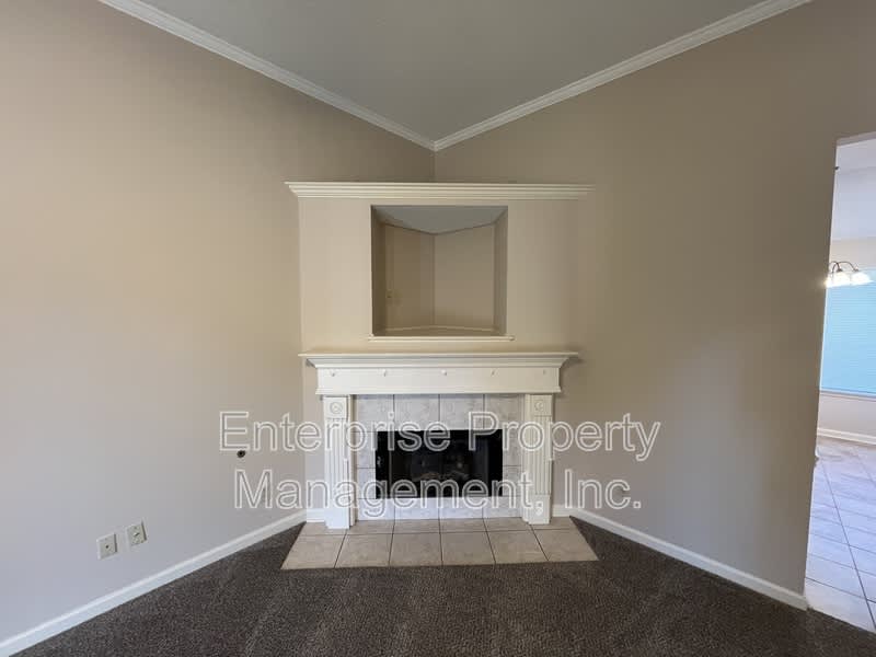 1330 Siskin Drive – photo 4
