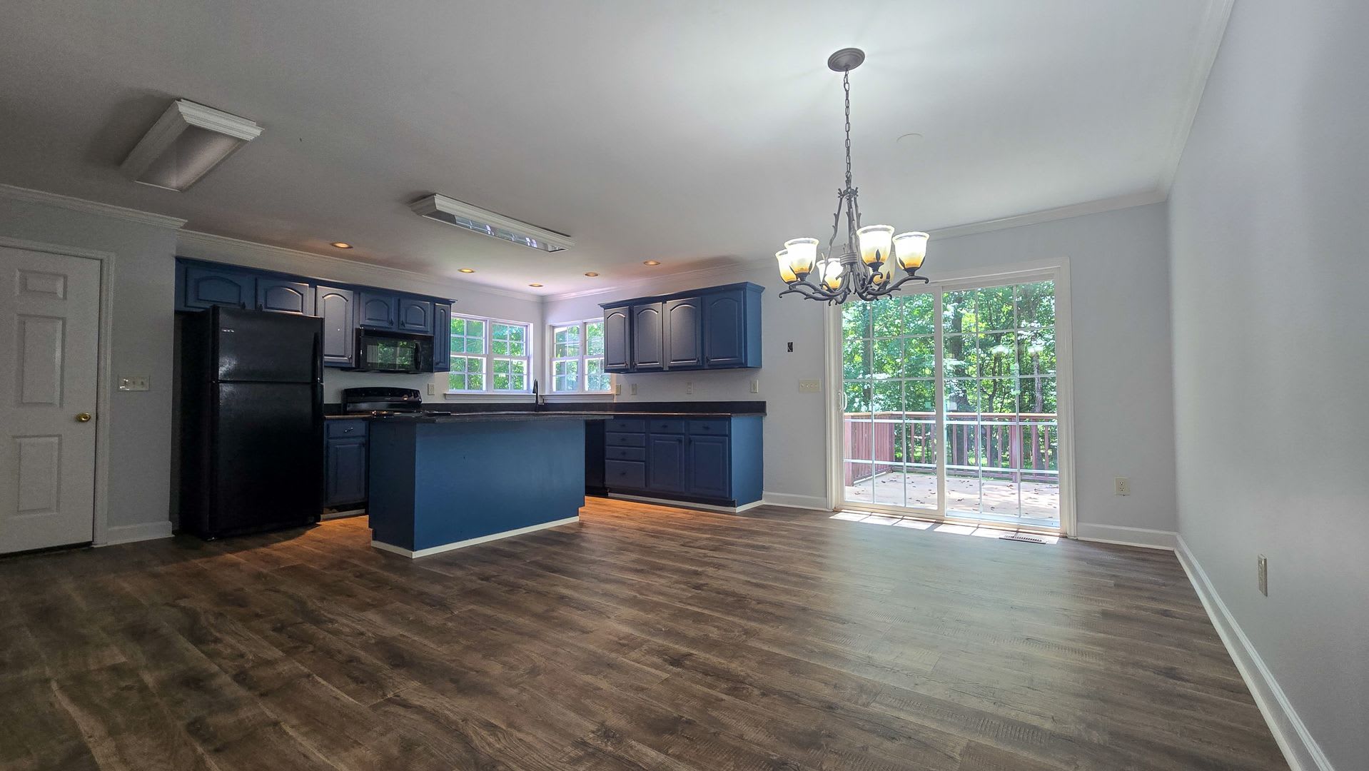 5607 Whispering Pines Drive – photo 5