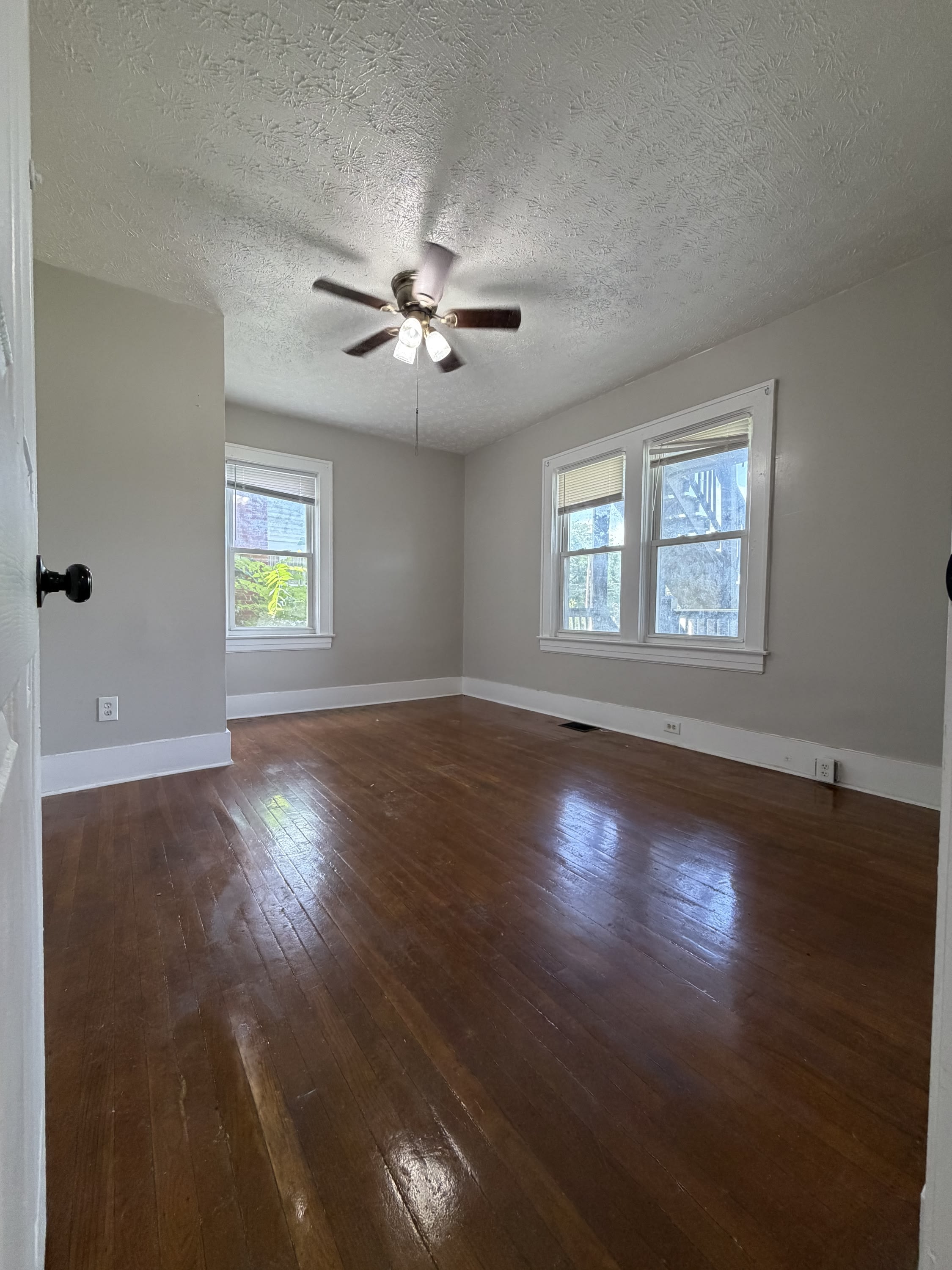 724 South 38th Street – photo 2