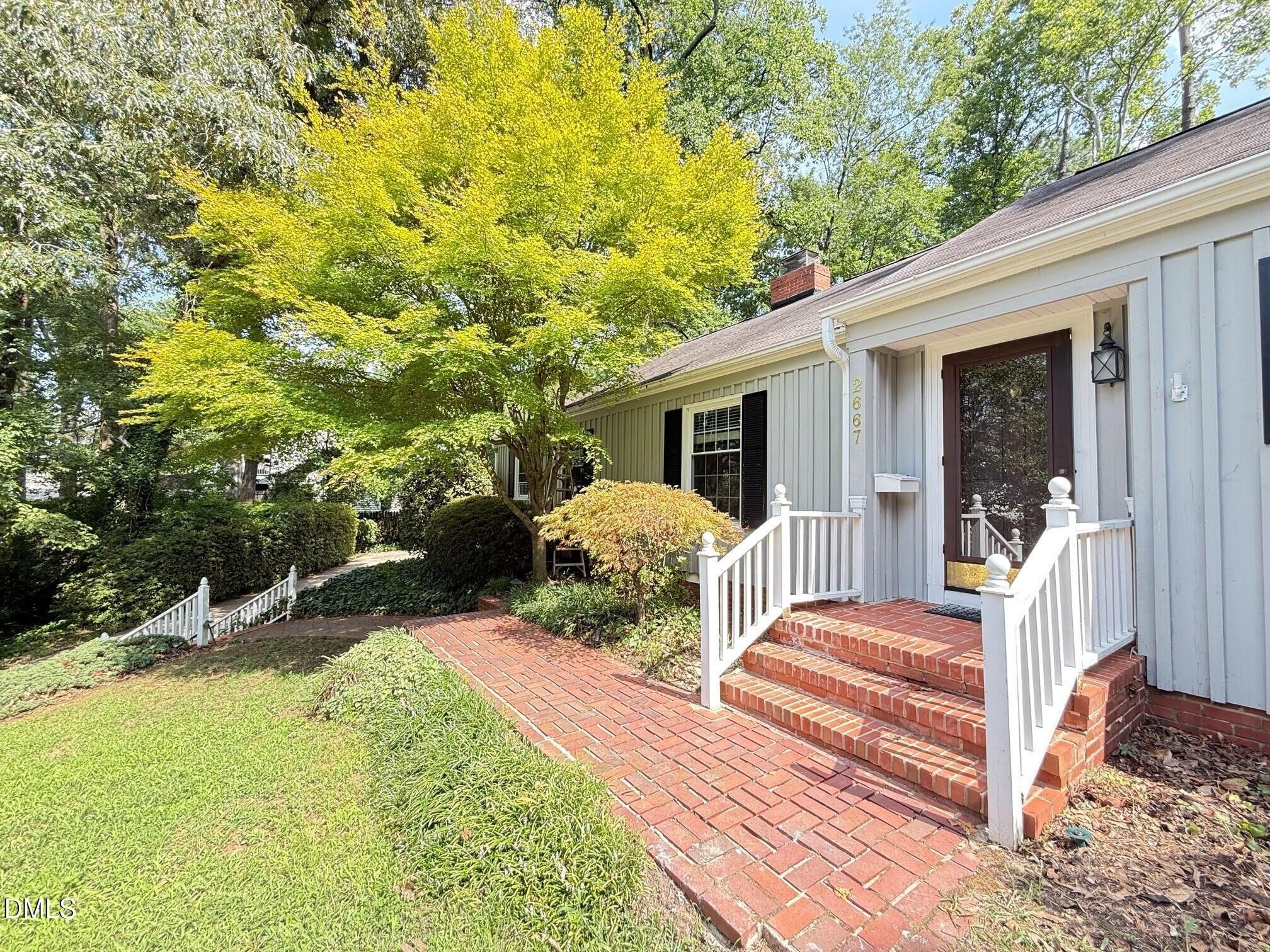 2667 Davis Street – photo 2