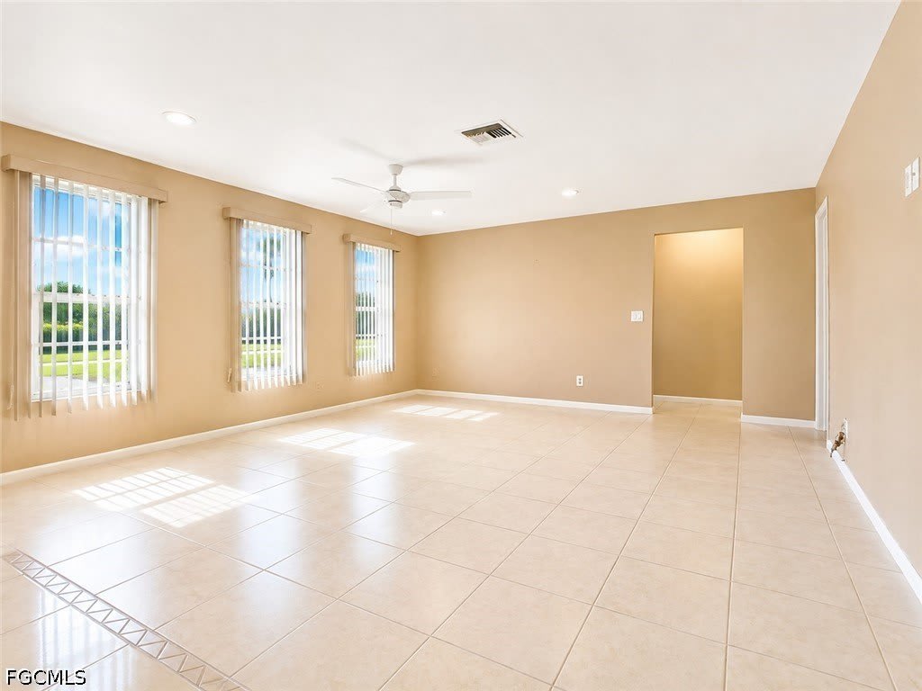 1326 SE 23rd Terrace – photo 3