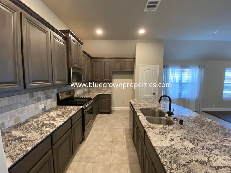 5211 Pentridge Drive – photo 5