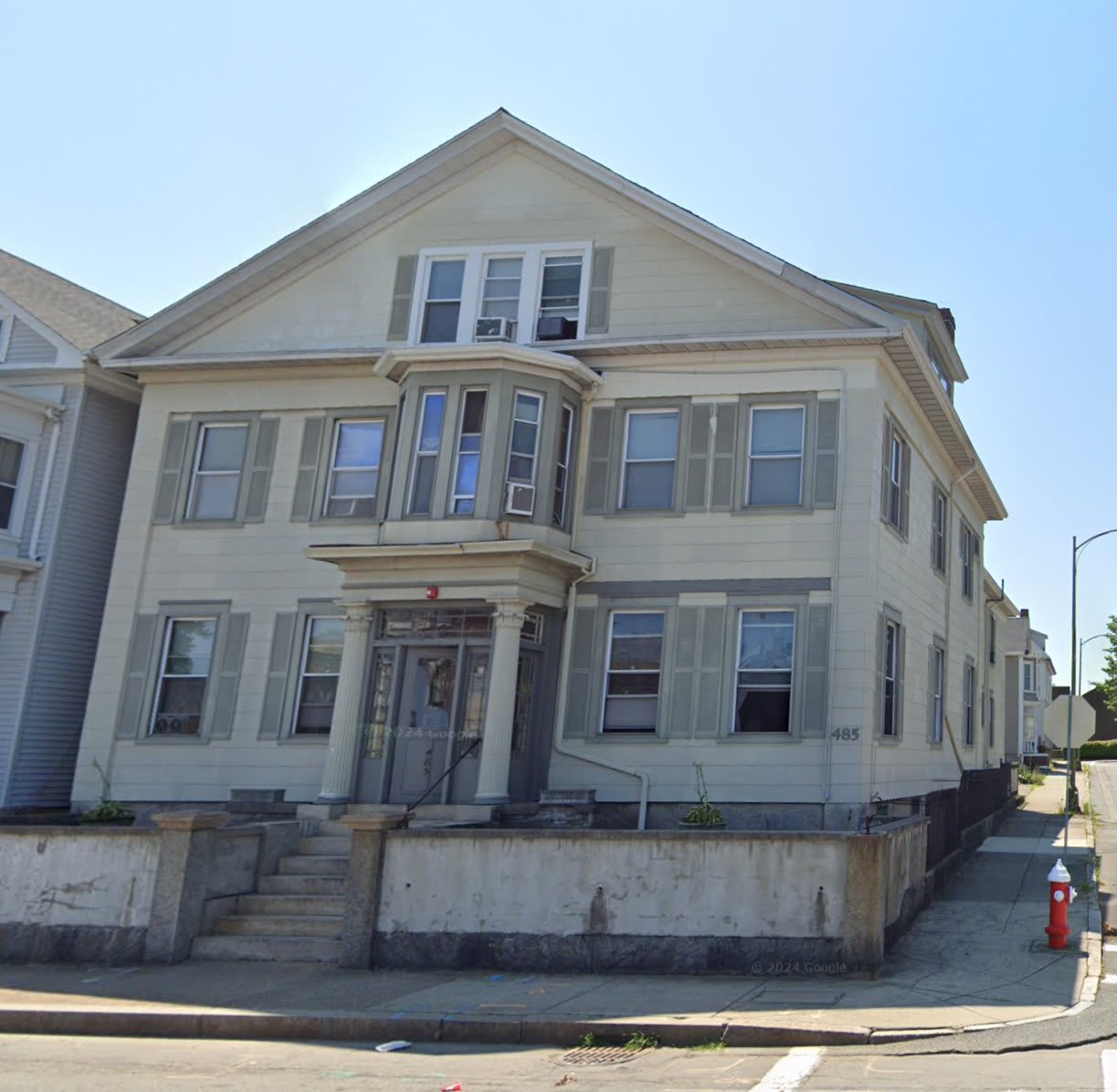 485 County St – photo 2