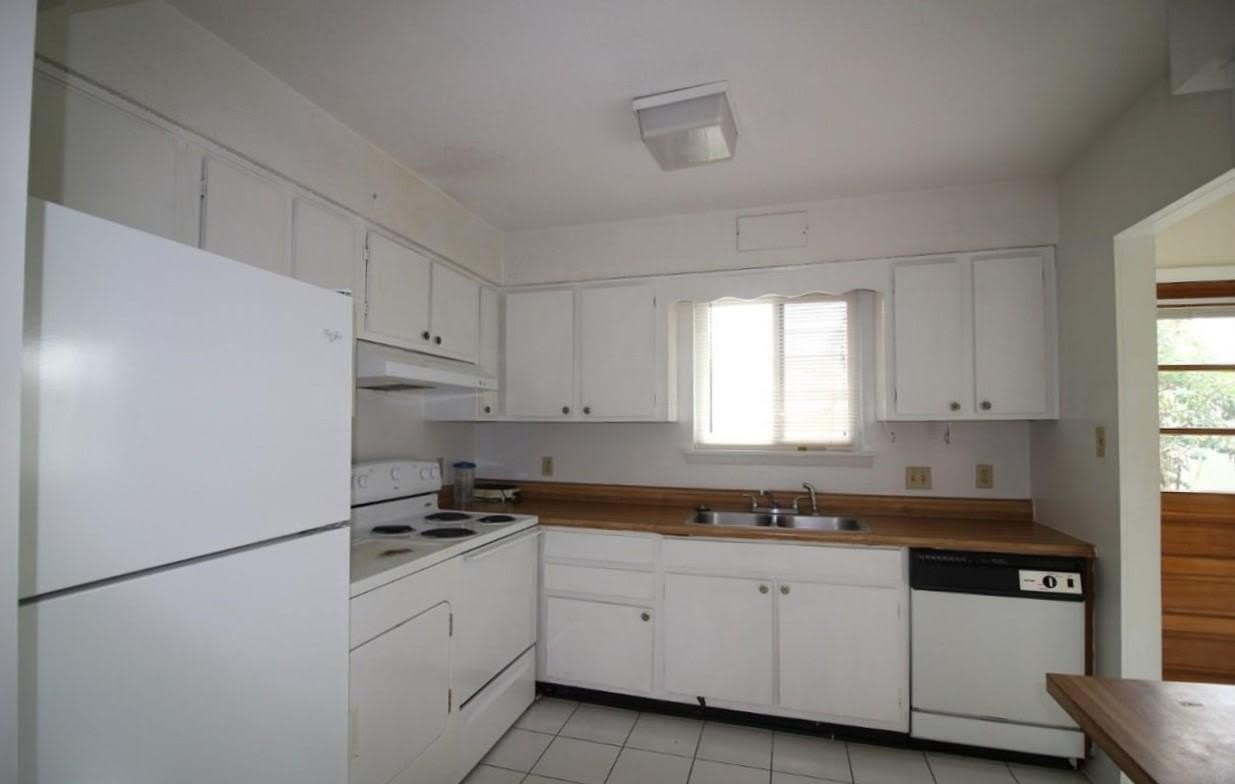 2333 Champion Court – photo 2