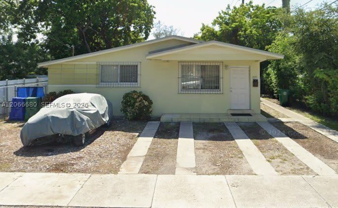 4520 Nw 13Th Ave – photo 1