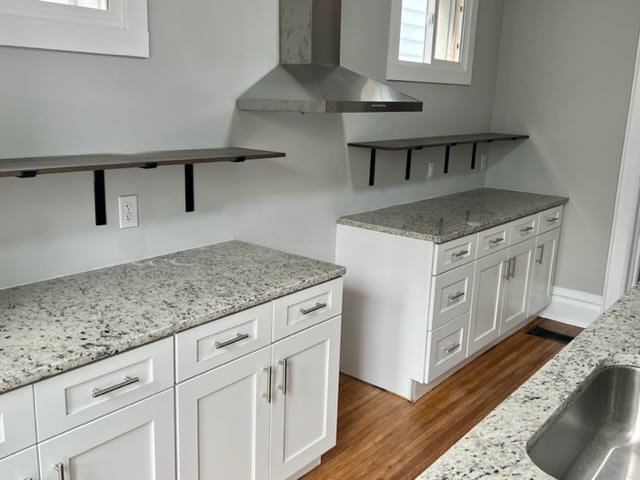770 Linwood Ave – photo 3