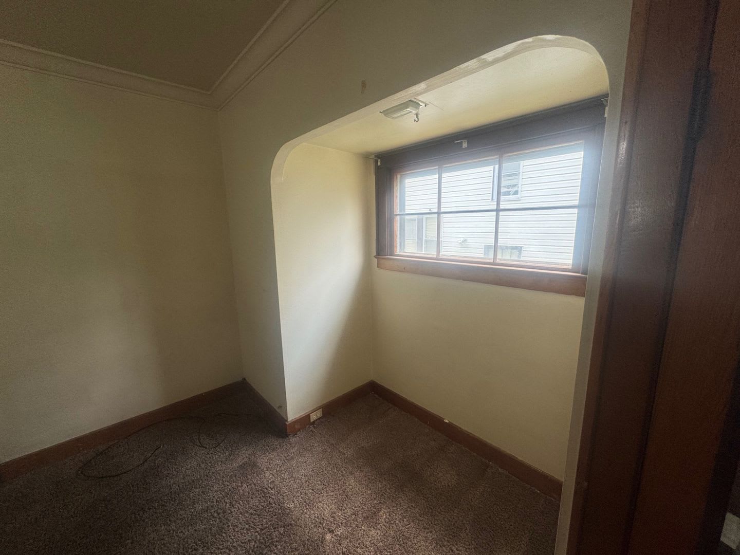 Charming 4-Bedroom Property in Prime Location – photo 2