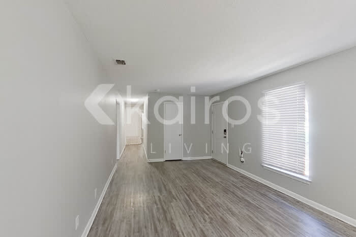 5617 Vista Bonita Drive South – photo 3
