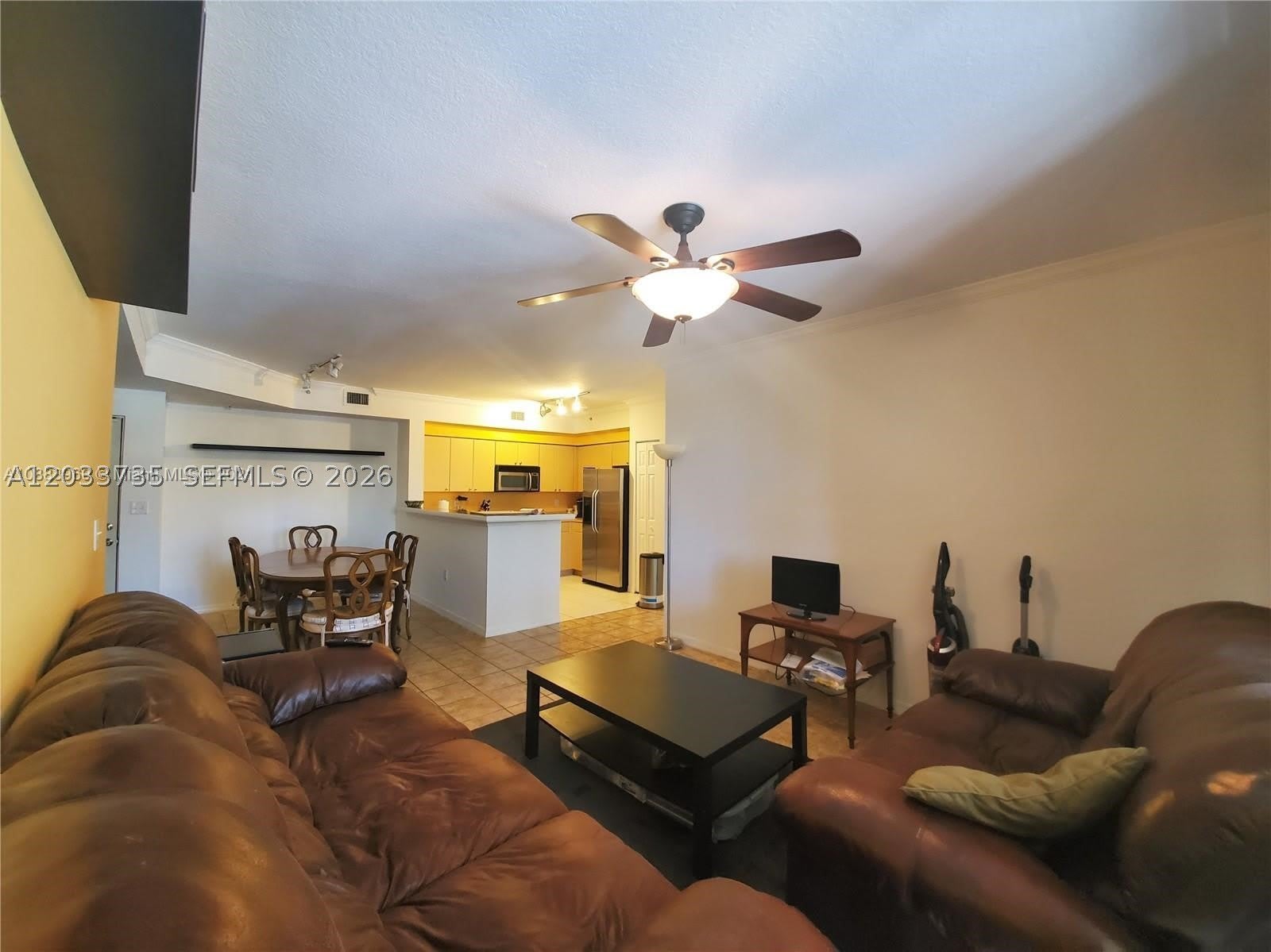 6801 SW 44th St – photo 5