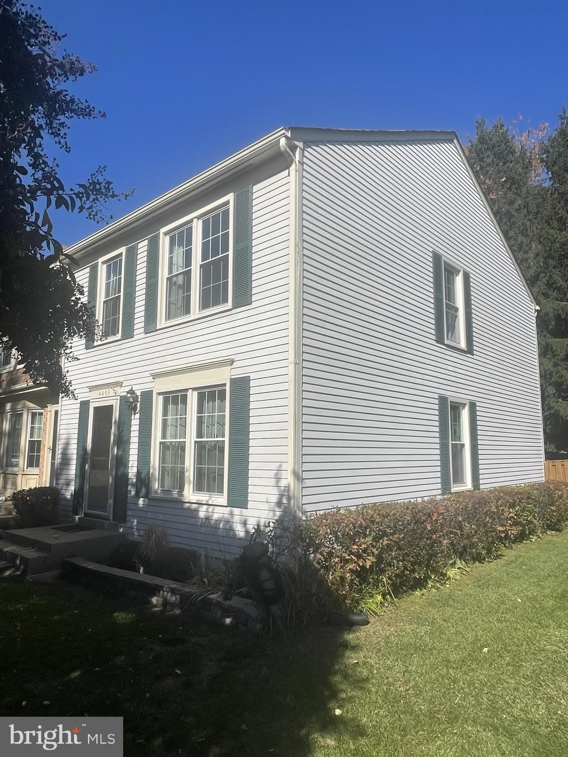 4453 HOLLY Avenue – photo 3
