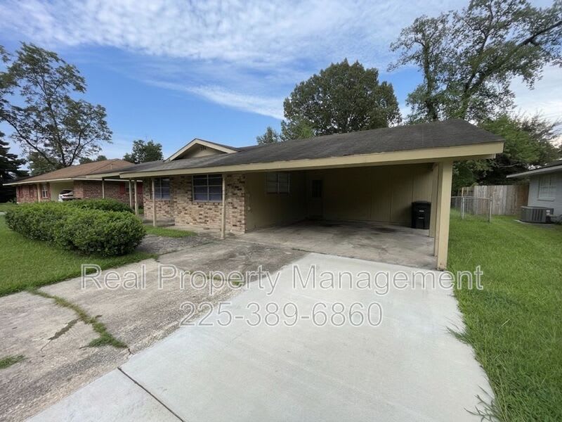 275 W Chalfont Dr. – photo 2