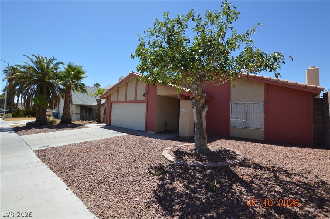 6845 Zamora Drive – photo 2