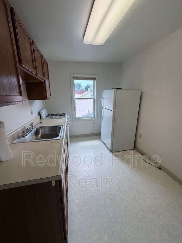 1307 16th Avenue – photo 2