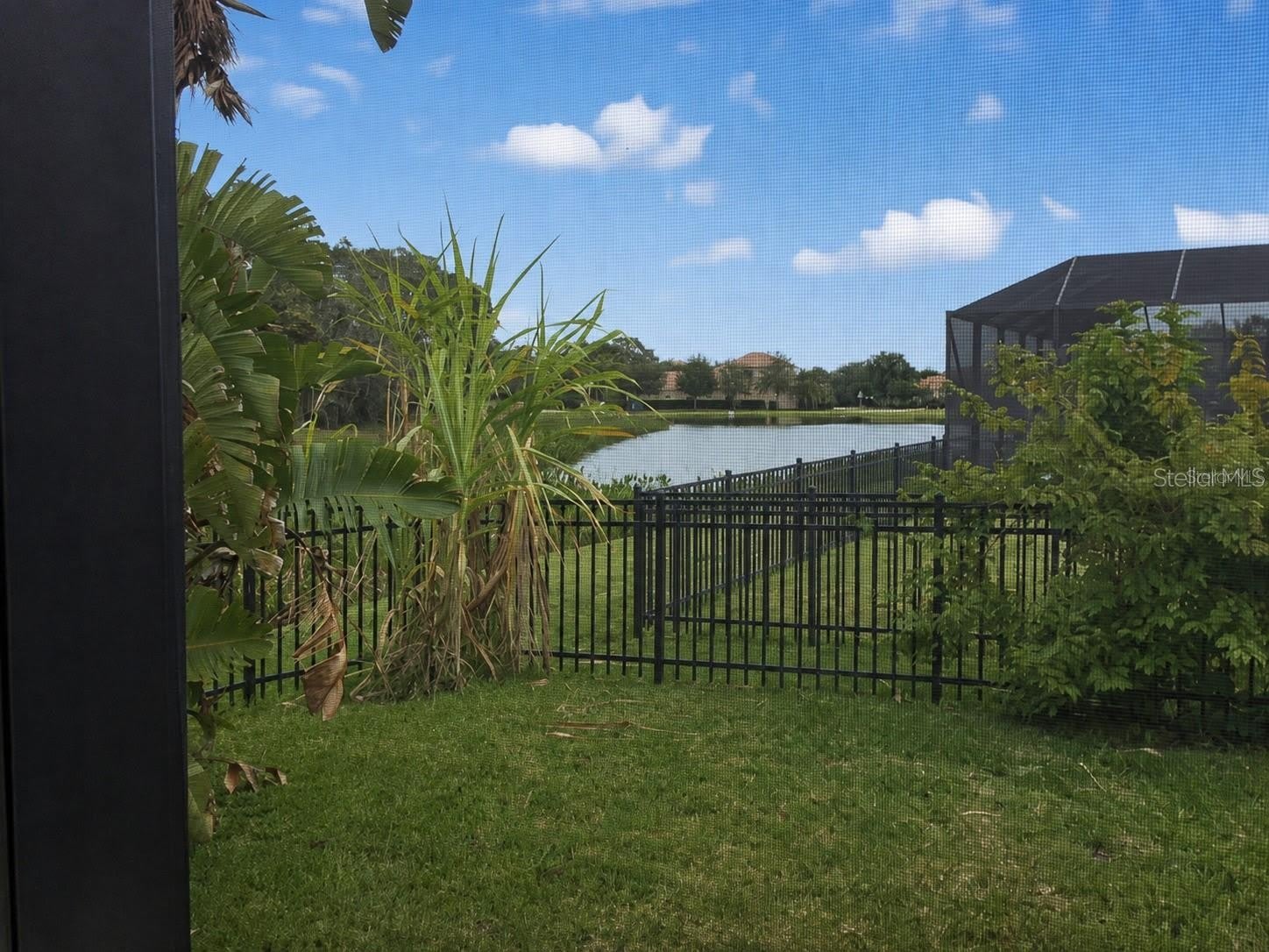 5570 ROCK DOVE Drive – photo 2